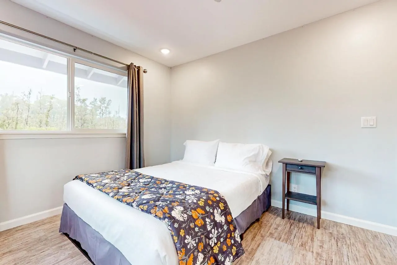 Holiday home Orchid Land Villa Keaau