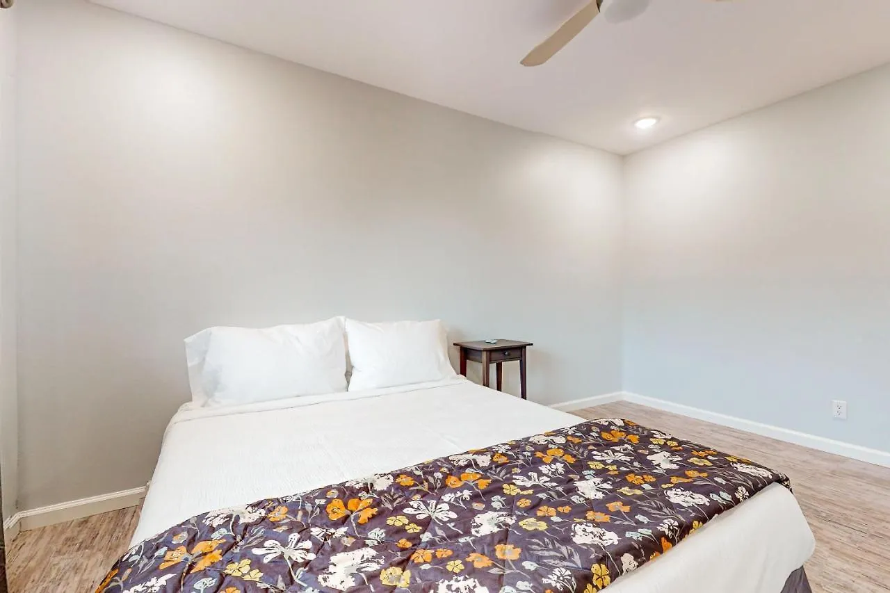 Holiday home Orchid Land Villa Keaau